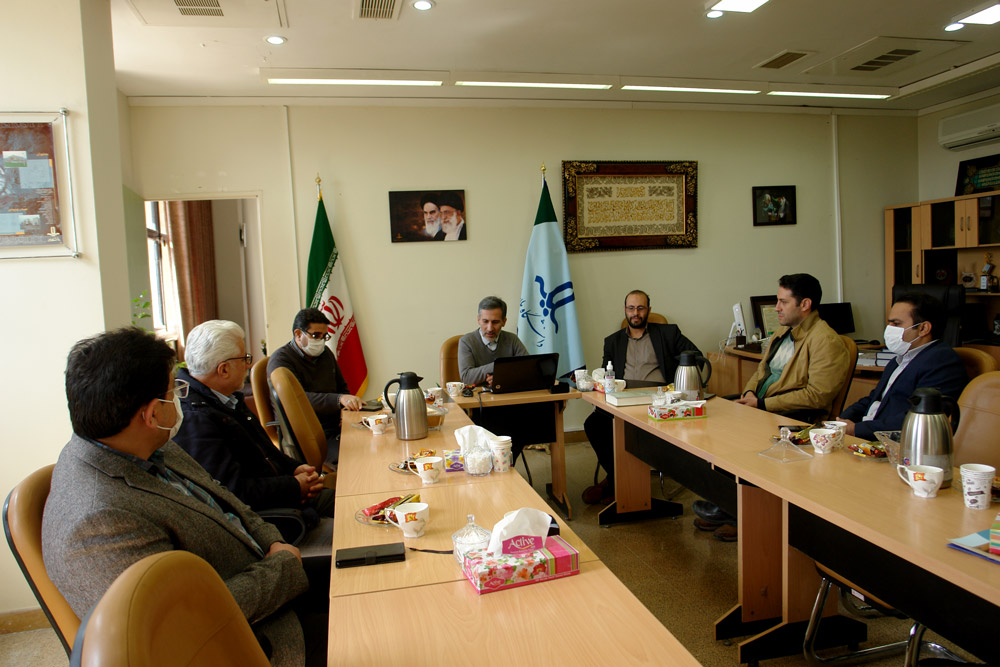 دیدار و گفتگوی اعضای شورای صنفی کارکنان با رئیس دانشگاه